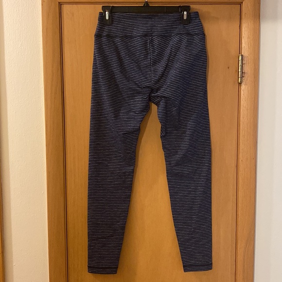 Duluth Company Women’s Striped Yoga Pants Legging Stretch Navy Blue Size Small - Picture 5 of 9